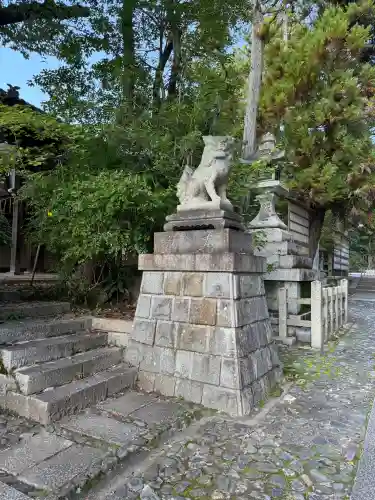 岡崎神社の{uncategorized: "未分類", other: "その他", undefined: "問題あり", building: "その他建物", grave: "お墓", sacred_gate: "鳥居", guardian: "狛犬", statue: "像", buddha: "仏像", history: "歴史", nature: "自然", garden: "庭園", animal: "動物", pagoda: "塔", temizu: "手水舎", mountain_gate: "山門・神門", sanctuary: "本殿・本堂", subordinate: "末社・摂社", art: "芸術", scenery: "景色", jizo: "地蔵", ema: "絵馬", goshuin: "御朱印", omikuji: "おみくじ", items: "授与品その他", amulet: "お守り", goshuincho: "御朱印帳", eats: "食事", festival: "お祭り", votive_dance: "神楽", shichigosan: "七五三参", wedding: "結婚式", experience: "体験その他", initially: "初詣", around: "周辺", anti_infection: "感染症対策"}