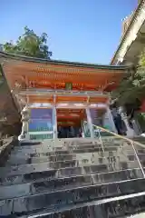 青岸渡寺の山門