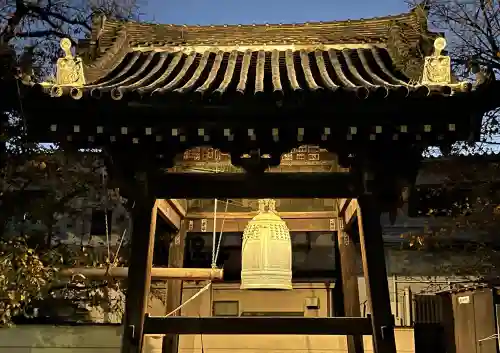 蓮馨寺の{uncategorized: "未分類", other: "その他", undefined: "問題あり", building: "その他建物", grave: "お墓", sacred_gate: "鳥居", guardian: "狛犬", statue: "像", buddha: "仏像", history: "歴史", nature: "自然", garden: "庭園", animal: "動物", pagoda: "塔", temizu: "手水舎", mountain_gate: "山門・神門", sanctuary: "本殿・本堂", subordinate: "末社・摂社", art: "芸術", scenery: "景色", jizo: "地蔵", ema: "絵馬", goshuin: "御朱印", omikuji: "おみくじ", items: "授与品その他", amulet: "お守り", goshuincho: "御朱印帳", eats: "食事", festival: "お祭り", votive_dance: "神楽", shichigosan: "七五三参", wedding: "結婚式", experience: "体験その他", initially: "初詣", around: "周辺", anti_infection: "感染症対策"}
