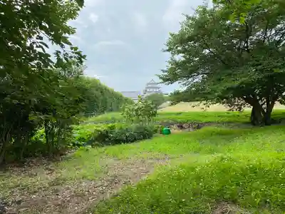 三軒家の鬼門除け稲荷の周辺