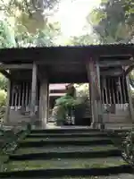 巖倉寺の山門・神門