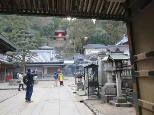 宝山寺の景色