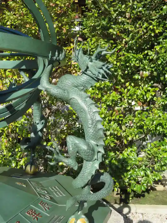 寒川神社の狛犬