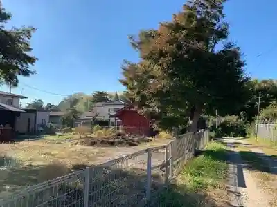 稲荷大明神の建物その他