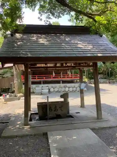 三輪神社の手水舎