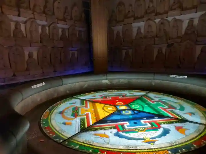 全興寺の{uncategorized: "未分類", other: "その他", undefined: "問題あり", building: "その他建物", grave: "お墓", sacred_gate: "鳥居", guardian: "狛犬", statue: "像", buddha: "仏像", history: "歴史", nature: "自然", garden: "庭園", animal: "動物", pagoda: "塔", temizu: "手水舎", mountain_gate: "山門・神門", sanctuary: "本殿・本堂", subordinate: "末社・摂社", art: "芸術", scenery: "景色", jizo: "地蔵", ema: "絵馬", goshuin: "御朱印", omikuji: "おみくじ", items: "授与品その他", amulet: "お守り", goshuincho: "御朱印帳", eats: "食事", festival: "お祭り", votive_dance: "神楽", shichigosan: "七五三参", wedding: "結婚式", experience: "体験その他", initially: "初詣", around: "周辺", anti_infection: "感染症対策"}