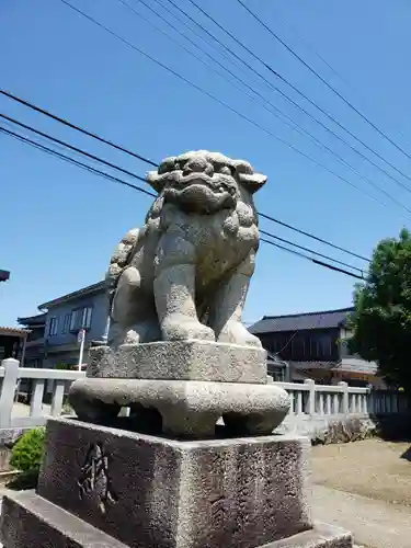 村社江尻神社の狛犬