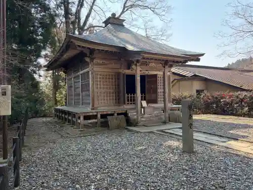 中尊寺　願成就院の{uncategorized: "未分類", other: "その他", undefined: "問題あり", building: "その他建物", grave: "お墓", sacred_gate: "鳥居", guardian: "狛犬", statue: "像", buddha: "仏像", history: "歴史", nature: "自然", garden: "庭園", animal: "動物", pagoda: "塔", temizu: "手水舎", mountain_gate: "山門・神門", sanctuary: "本殿・本堂", subordinate: "末社・摂社", art: "芸術", scenery: "景色", jizo: "地蔵", ema: "絵馬", goshuin: "御朱印", omikuji: "おみくじ", items: "授与品その他", amulet: "お守り", goshuincho: "御朱印帳", eats: "食事", festival: "お祭り", votive_dance: "神楽", shichigosan: "七五三参", wedding: "結婚式", experience: "体験その他", initially: "初詣", around: "周辺", anti_infection: "感染症対策"}