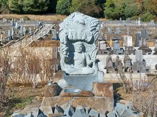 瀧泉寺の{uncategorized: "未分類", other: "その他", undefined: "問題あり", building: "その他建物", grave: "お墓", sacred_gate: "鳥居", guardian: "狛犬", statue: "像", buddha: "仏像", history: "歴史", nature: "自然", garden: "庭園", animal: "動物", pagoda: "塔", temizu: "手水舎", mountain_gate: "山門・神門", sanctuary: "本殿・本堂", subordinate: "末社・摂社", art: "芸術", scenery: "景色", jizo: "地蔵", ema: "絵馬", goshuin: "御朱印", omikuji: "おみくじ", items: "授与品その他", amulet: "お守り", goshuincho: "御朱印帳", eats: "食事", festival: "お祭り", votive_dance: "神楽", shichigosan: "七五三参", wedding: "結婚式", experience: "体験その他", initially: "初詣", around: "周辺", anti_infection: "感染症対策"}