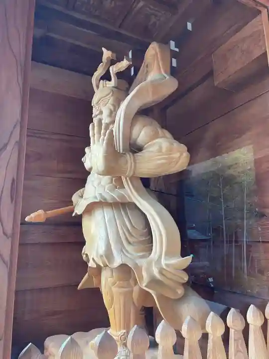 源長寺の{uncategorized: "未分類", other: "その他", undefined: "問題あり", building: "その他建物", grave: "お墓", sacred_gate: "鳥居", guardian: "狛犬", statue: "像", buddha: "仏像", history: "歴史", nature: "自然", garden: "庭園", animal: "動物", pagoda: "塔", temizu: "手水舎", mountain_gate: "山門・神門", sanctuary: "本殿・本堂", subordinate: "末社・摂社", art: "芸術", scenery: "景色", jizo: "地蔵", ema: "絵馬", goshuin: "御朱印", omikuji: "おみくじ", items: "授与品その他", amulet: "お守り", goshuincho: "御朱印帳", eats: "食事", festival: "お祭り", votive_dance: "神楽", shichigosan: "七五三参", wedding: "結婚式", experience: "体験その他", initially: "初詣", around: "周辺", anti_infection: "感染症対策"}