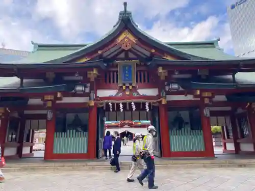 日枝神社の山門