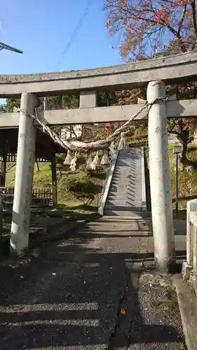 白鳥神社の鳥居
