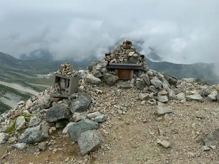 雄山神社峰本社のその他建物