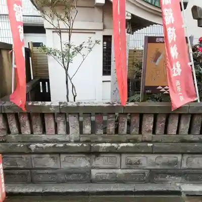 石塚稲荷神社の本殿・本堂