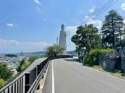 韮崎平和観音(山梨県)