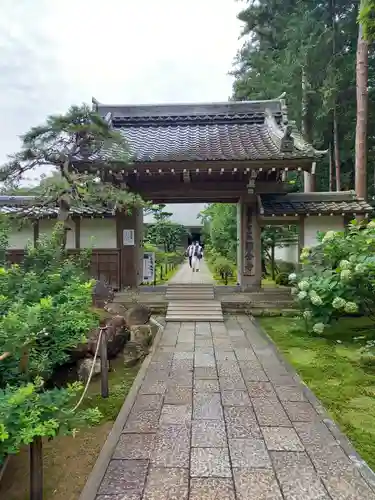 國分寺の山門