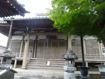 寿閑寺の本殿・本堂