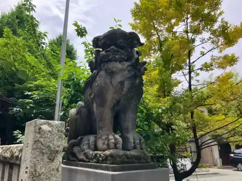東神奈川熊野神社の{uncategorized: "未分類", other: "その他", undefined: "問題あり", building: "その他建物", grave: "お墓", sacred_gate: "鳥居", guardian: "狛犬", statue: "像", buddha: "仏像", history: "歴史", nature: "自然", garden: "庭園", animal: "動物", pagoda: "塔", temizu: "手水舎", mountain_gate: "山門・神門", sanctuary: "本殿・本堂", subordinate: "末社・摂社", art: "芸術", scenery: "景色", jizo: "地蔵", ema: "絵馬", goshuin: "御朱印", omikuji: "おみくじ", items: "授与品その他", amulet: "お守り", goshuincho: "御朱印帳", eats: "食事", festival: "お祭り", votive_dance: "神楽", shichigosan: "七五三参", wedding: "結婚式", experience: "体験その他", initially: "初詣", around: "周辺", anti_infection: "感染症対策"}