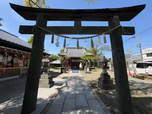 龍ケ崎八坂神社の{uncategorized: "未分類", other: "その他", undefined: "問題あり", building: "その他建物", grave: "お墓", sacred_gate: "鳥居", guardian: "狛犬", statue: "像", buddha: "仏像", history: "歴史", nature: "自然", garden: "庭園", animal: "動物", pagoda: "塔", temizu: "手水舎", mountain_gate: "山門・神門", sanctuary: "本殿・本堂", subordinate: "末社・摂社", art: "芸術", scenery: "景色", jizo: "地蔵", ema: "絵馬", goshuin: "御朱印", omikuji: "おみくじ", items: "授与品その他", amulet: "お守り", goshuincho: "御朱印帳", eats: "食事", festival: "お祭り", votive_dance: "神楽", shichigosan: "七五三参", wedding: "結婚式", experience: "体験その他", initially: "初詣", around: "周辺", anti_infection: "感染症対策"}