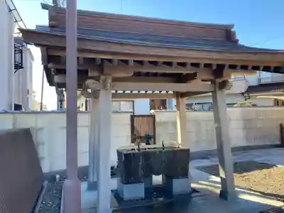 成田山 薬師堂(旧本堂)の手水舎