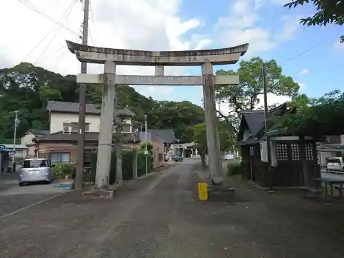 飽波神社の鳥居