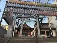 浅草富士浅間神社の{uncategorized: "未分類", other: "その他", undefined: "問題あり", building: "その他建物", grave: "お墓", sacred_gate: "鳥居", guardian: "狛犬", statue: "像", buddha: "仏像", history: "歴史", nature: "自然", garden: "庭園", animal: "動物", pagoda: "塔", temizu: "手水舎", mountain_gate: "山門・神門", sanctuary: "本殿・本堂", subordinate: "末社・摂社", art: "芸術", scenery: "景色", jizo: "地蔵", ema: "絵馬", goshuin: "御朱印", omikuji: "おみくじ", items: "授与品その他", amulet: "お守り", goshuincho: "御朱印帳", eats: "食事", festival: "お祭り", votive_dance: "神楽", shichigosan: "七五三参", wedding: "結婚式", experience: "体験その他", initially: "初詣", around: "周辺", anti_infection: "感染症対策"}