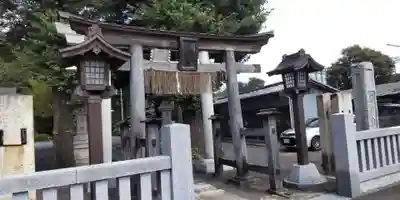 西窪稲荷神社の鳥居