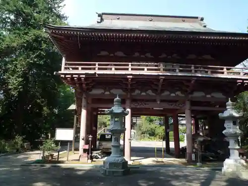 山王山東昌寺の山門