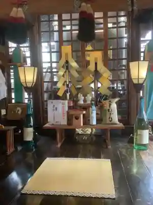 三輪神社の本殿・本堂