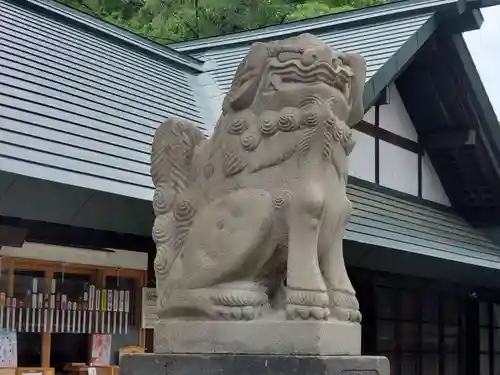 上川神社頓宮の狛犬