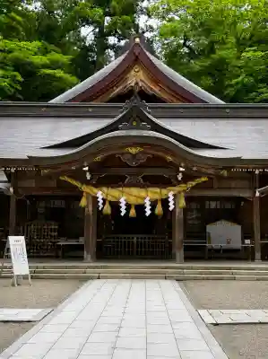 白山比咩神社の{uncategorized: "未分類", other: "その他", undefined: "問題あり", building: "その他建物", grave: "お墓", sacred_gate: "鳥居", guardian: "狛犬", statue: "像", buddha: "仏像", history: "歴史", nature: "自然", garden: "庭園", animal: "動物", pagoda: "塔", temizu: "手水舎", mountain_gate: "山門・神門", sanctuary: "本殿・本堂", subordinate: "末社・摂社", art: "芸術", scenery: "景色", jizo: "地蔵", ema: "絵馬", goshuin: "御朱印", omikuji: "おみくじ", items: "授与品その他", amulet: "お守り", goshuincho: "御朱印帳", eats: "食事", festival: "お祭り", votive_dance: "神楽", shichigosan: "七五三参", wedding: "結婚式", experience: "体験その他", initially: "初詣", around: "周辺", anti_infection: "感染症対策"}