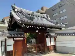 大善寺の山門