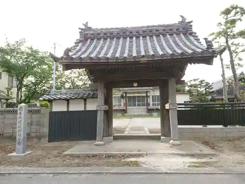 信竜寺の山門・神門