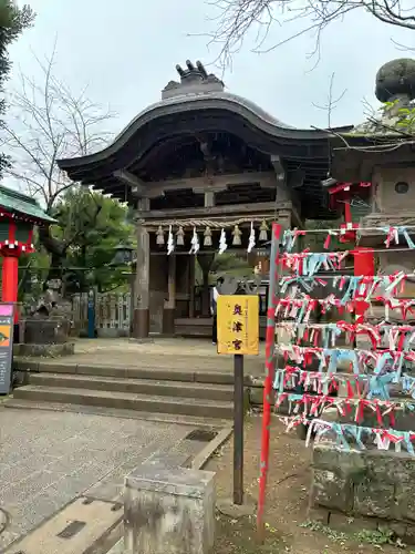 江島神社の本殿