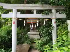 御霊神社の鳥居