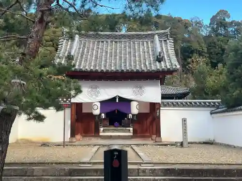 萬福寺の{uncategorized: "未分類", other: "その他", undefined: "問題あり", building: "その他建物", grave: "お墓", sacred_gate: "鳥居", guardian: "狛犬", statue: "像", buddha: "仏像", history: "歴史", nature: "自然", garden: "庭園", animal: "動物", pagoda: "塔", temizu: "手水舎", mountain_gate: "山門・神門", sanctuary: "本殿・本堂", subordinate: "末社・摂社", art: "芸術", scenery: "景色", jizo: "地蔵", ema: "絵馬", goshuin: "御朱印", omikuji: "おみくじ", items: "授与品その他", amulet: "お守り", goshuincho: "御朱印帳", eats: "食事", festival: "お祭り", votive_dance: "神楽", shichigosan: "七五三参", wedding: "結婚式", experience: "体験その他", initially: "初詣", around: "周辺", anti_infection: "感染症対策"}