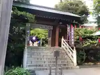 東京大神宮の山門・神門