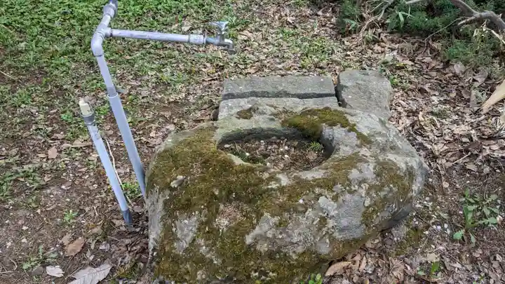 草分神社の手水舎