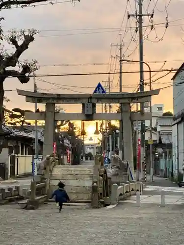 泉穴師神社の鳥居