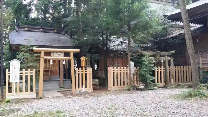 幣立神宮の末社・摂社