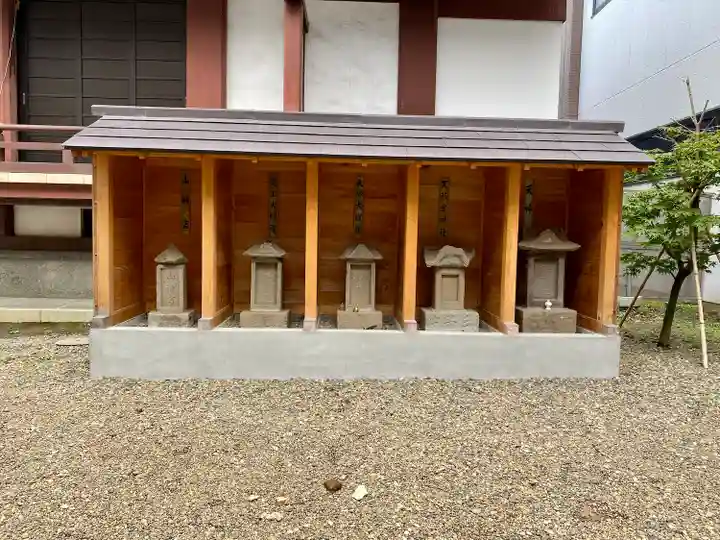 柏神社の末社・摂社