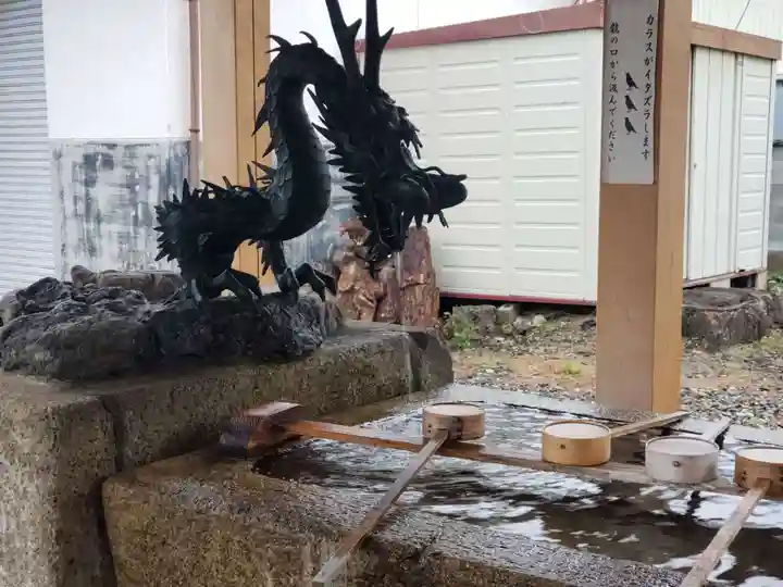 滋賀県護国神社の手水舎