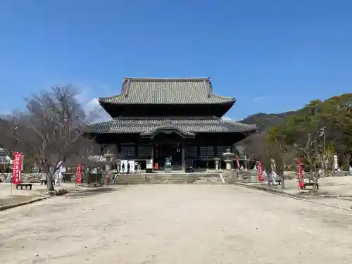 周防国分寺の{uncategorized: "未分類", other: "その他", undefined: "問題あり", building: "その他建物", grave: "お墓", sacred_gate: "鳥居", guardian: "狛犬", statue: "像", buddha: "仏像", history: "歴史", nature: "自然", garden: "庭園", animal: "動物", pagoda: "塔", temizu: "手水舎", mountain_gate: "山門・神門", sanctuary: "本殿・本堂", subordinate: "末社・摂社", art: "芸術", scenery: "景色", jizo: "地蔵", ema: "絵馬", goshuin: "御朱印", omikuji: "おみくじ", items: "授与品その他", amulet: "お守り", goshuincho: "御朱印帳", eats: "食事", festival: "お祭り", votive_dance: "神楽", shichigosan: "七五三参", wedding: "結婚式", experience: "体験その他", initially: "初詣", around: "周辺", anti_infection: "感染症対策"}