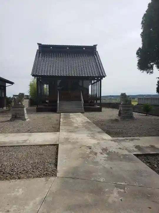 小泉神社の本殿・本堂