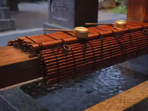 青山熊野神社の手水舎