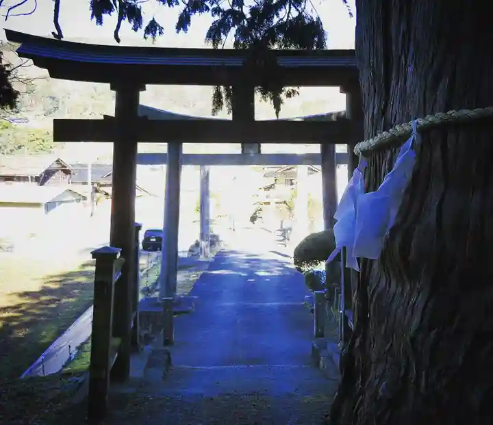 艮神社の鳥居