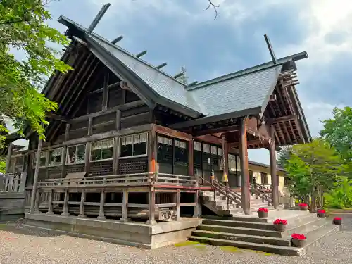 栗沢神社の本殿