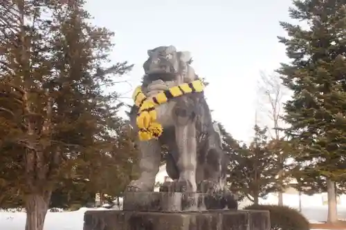 鹿追神社の狛犬