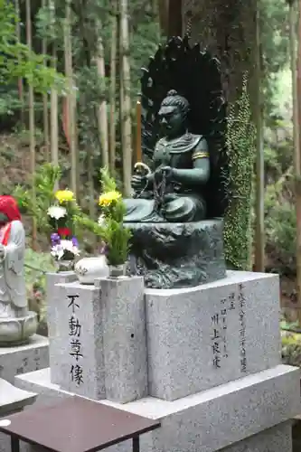 宝山寺奥之院(奈良県)