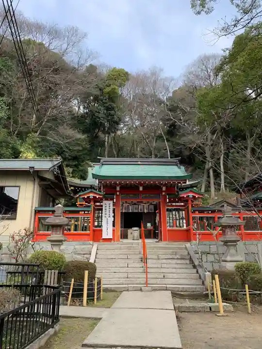 諏訪神社・諏訪山稲荷神社の山門・神門